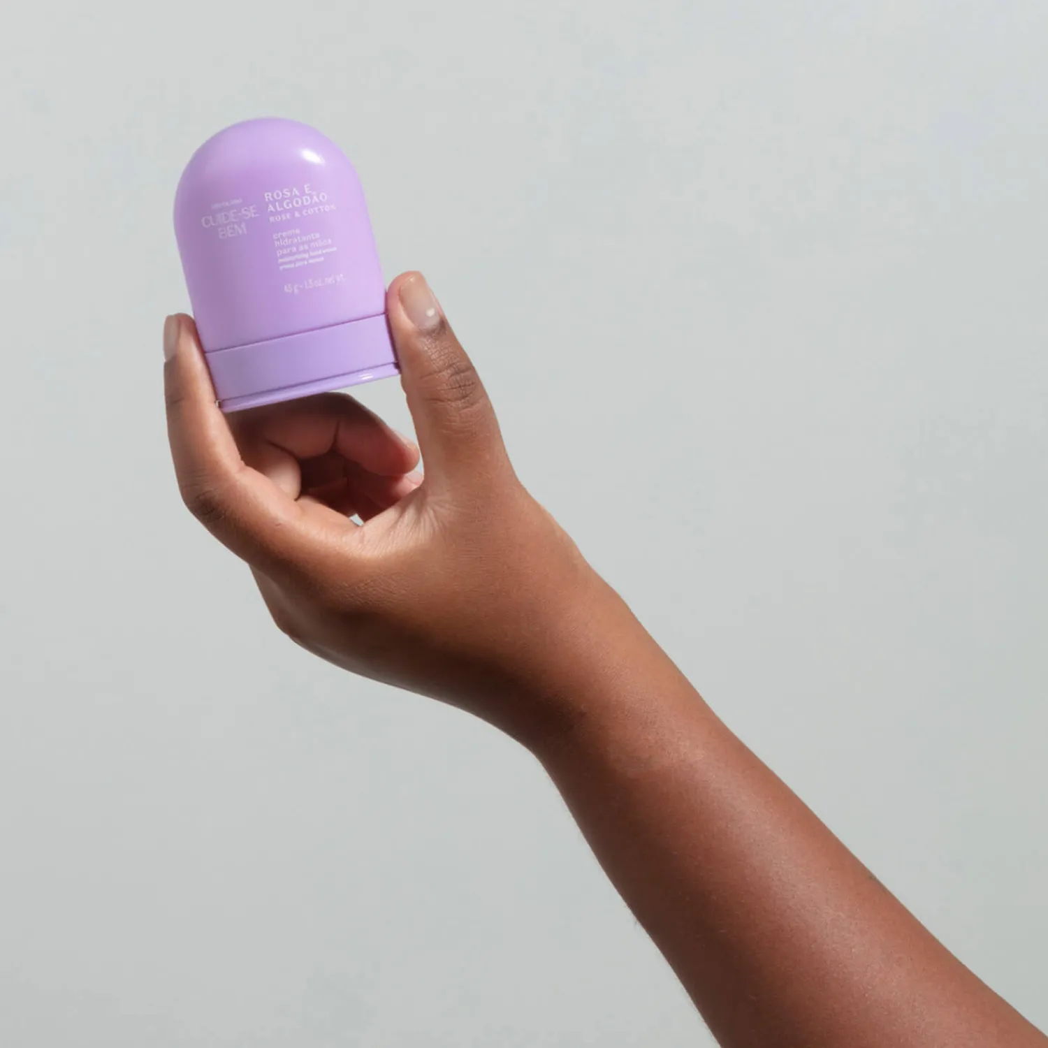Cremas De Manos | O Boticário CO Crema hidratante de manos rosa y algodón 45 Cuide-Se-Bem