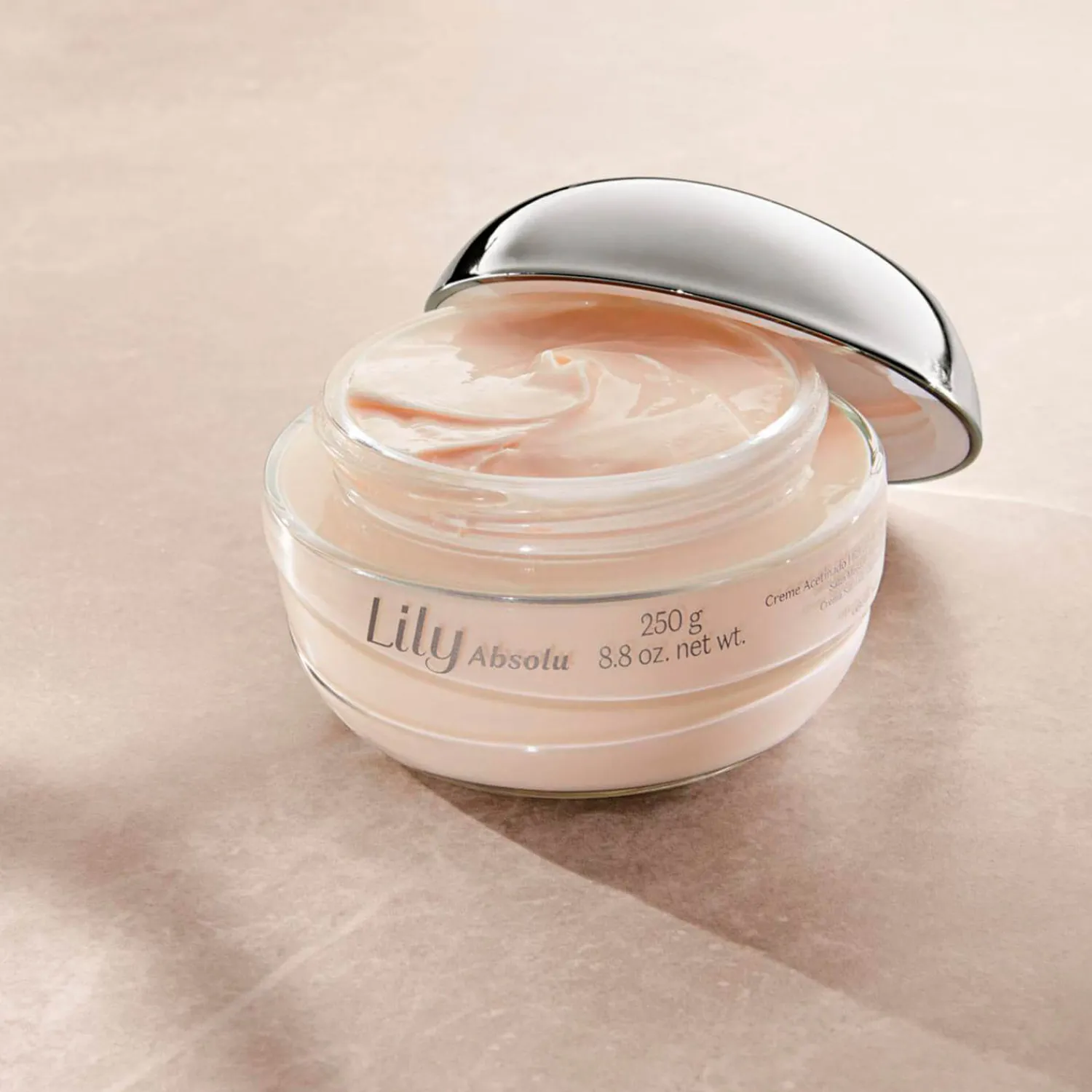 Cremas Corporales | LILY CREM ACET CPO ABSOLU 250g EXP