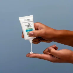 Protectores Solares | BOTISUN Protector solar facial diario antioledosidad fps 30 40ml acqua fluido